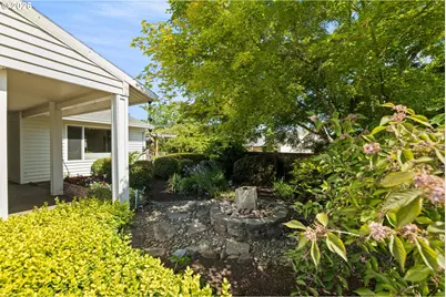 1811 NE 149th Ave, Portland, OR 97230 - Photo 2