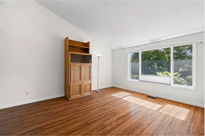 1811 NE 149th Ave, Portland, OR 97230 - Photo 8
