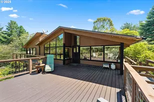 705 Ohio Ave NE, Bandon, OR 97411 - Photo 30