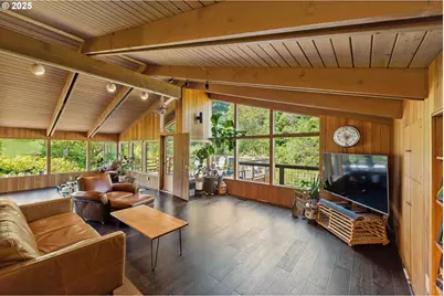 705 Ohio Ave NE, Bandon, OR 97411 - Photo 4