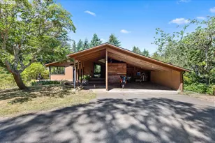 705 Ohio Ave NE, Bandon, OR 97411 - Photo 2