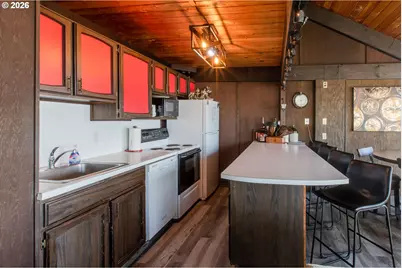 34210 Ocean Dr, Pacific City, OR 97135 - Photo 8