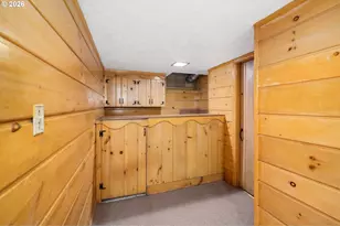660 SW Evans St, Portland, OR 97219 - Photo 34