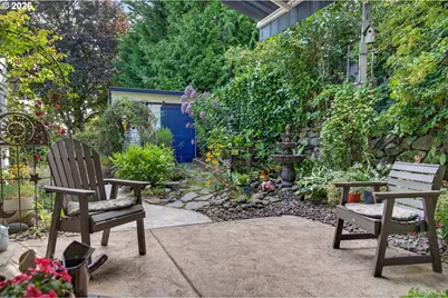 660 SW Evans St, Portland, OR 97219 - Photo 42