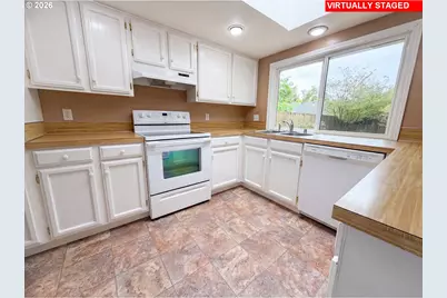2908 NE 103rd Ave, Vancouver, WA 98662 - Photo 2