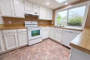 2908 NE 103rd Ave, Vancouver, WA 98662 - Photo 2