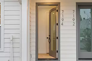 7190 NE Glisan St, Portland, OR 97213 - Photo 2