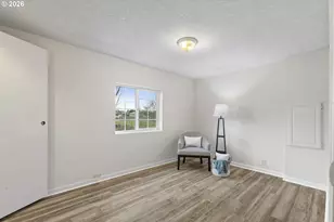 925 New Haven Dr NE, Salem, OR 97317 - Photo 18