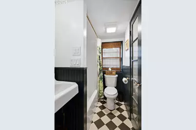 108 E 13th St, The Dalles, OR 97058 - Photo 28