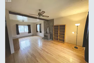 220 August St, Heppner, OR 97836 - Photo 8