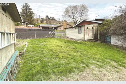 220 August St, Heppner, OR 97836 - Photo 10