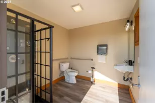 24730 SW Tile Flat Rd, Hillsboro, OR 97123 - Photo 22