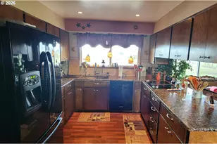 24730 SW Tile Flat Rd, Hillsboro, OR 97123 - Photo 4