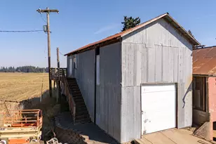 24730 SW Tile Flat Rd, Hillsboro, OR 97123 - Photo 24