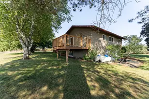 24730 SW Tile Flat Rd, Hillsboro, OR 97123 - Photo 12
