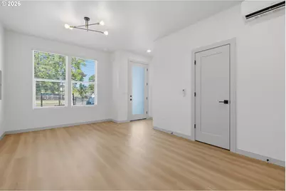 7041 SE 60th Ave, Portland, OR 97206 - Photo 2
