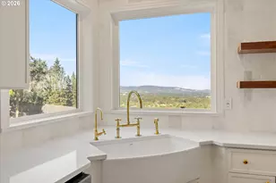 351 NW Alder St, Dundee, OR 97115 - Photo 16