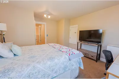 22497 SW 107th Ave, Tualatin, OR 97062 - Photo 28