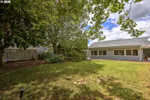 1217 Willagillespie Rd, Eugene, OR 97401 - Photo 8