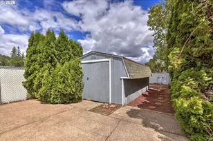 1217 Willagillespie Rd, Eugene, OR 97401 - Photo 6