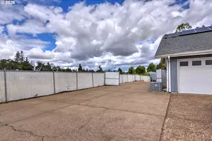 1217 Willagillespie Rd, Eugene, OR 97401 - Photo 4