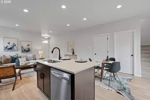 191 SE Acacia Dr, Gresham, OR 97080 - Photo 16