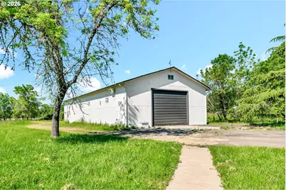27725 Royal, Eugene, OR 97402 - Photo 34