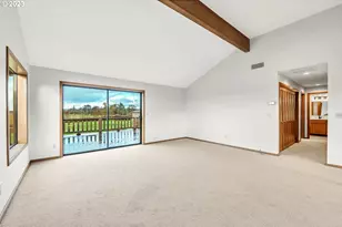 27725 Royal, Eugene, OR 97402 - Photo 22