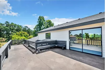 27725 Royal, Eugene, OR 97402 - Photo 28