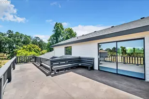 27725 Royal, Eugene, OR 97402 - Photo 28