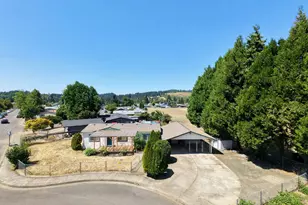1740 Pritchett Pl, Cottage Grove, OR 97424 - Photo 1