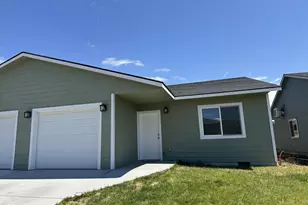 1268 SW 12th St, Pendleton, OR 97801 - Photo 1