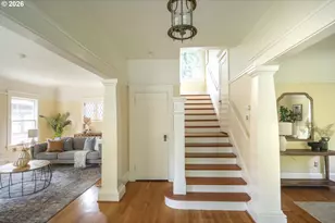 515 NE Floral Pl, Portland, OR 97232 - Photo 4