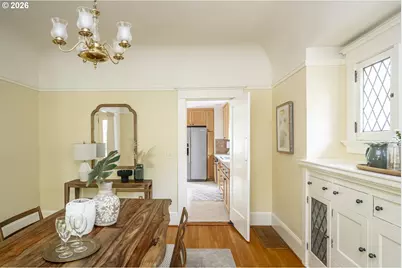 515 NE Floral Pl, Portland, OR 97232 - Photo 14