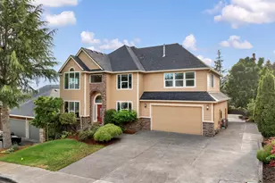 2573 34th St, Washougal, WA 98671 - Photo 2