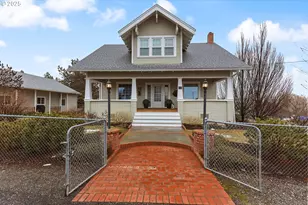 102 NE Harrison St, Dufur, OR 97021 - Photo 1