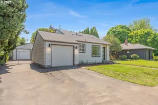 8426 NE Sumner St, Portland, OR 97220 - Photo 1