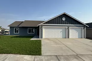 81 Renee Ave, Umatilla, OR 97882 - Photo 1