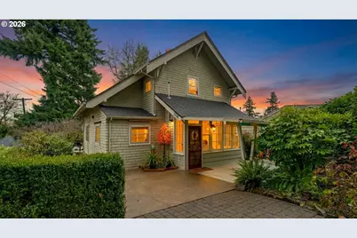 2525 SW Hume Ct, Portland, OR 97219 - Photo 1