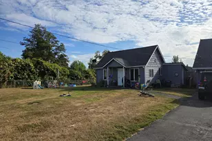 3407 Columbia Heights Rd, Longview, WA 98632 - Photo 1