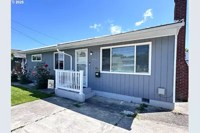 2036 30th Ave, Longview, WA 98632 - Photo 1