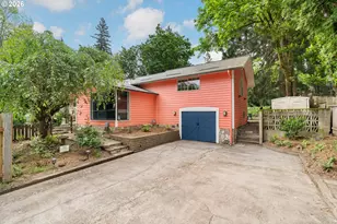 5010 SW Maplewood Rd, Portland, OR 97219 - Photo 1