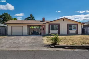 2065 Bel Air Ct, Roseburg, OR 97471 - Photo 1