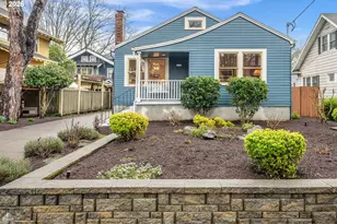 2722 NE 9th Ave, Portland, OR 97212 - Photo 1