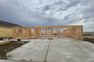 563 Arthur St, Umatilla, OR 97882 - Photo 1
