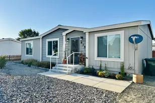 835 Brandon St, Irrigon, OR 97844 - Photo 1