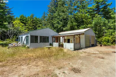 92394 Airport Rd, Sixes, OR 97476 - Photo 1