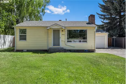 2402 NE 3rd St, Prineville, OR 97754 - Photo 1