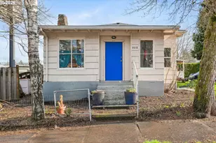 6018 SE 122nd Ave SE, Portland, OR 97236 - Photo 1