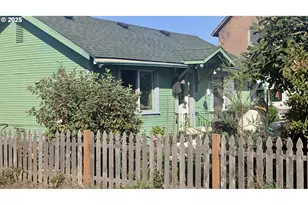 211 Ash St, Myrtle Point, OR 97458 - Photo 1